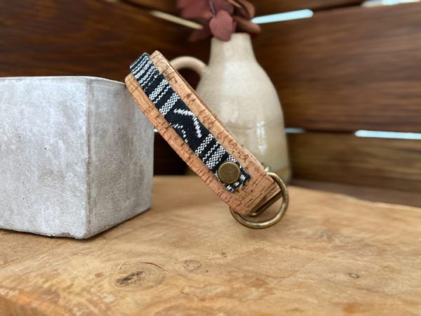 Vegan Makani Hundehalsband mit Ethno sw Dekor