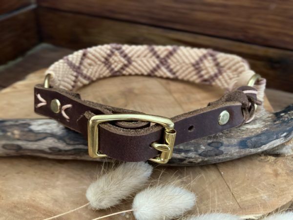 Halsband "XOXO" Statement Makramee